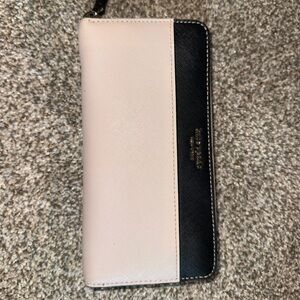 Kate Spade Elegant Black and Cream Large Continental Wallet